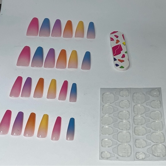🎃 24 Press-On Nails ~ Colors ~ - Picture 2 of 5